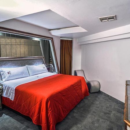 Motel Mediterraneo Mexicali Bagian luar foto